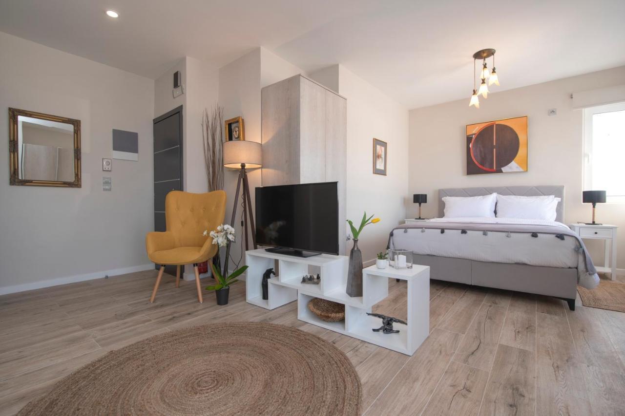 Chrysalis 2 Apartment คอสทาวน์ ภายนอก รูปภาพ